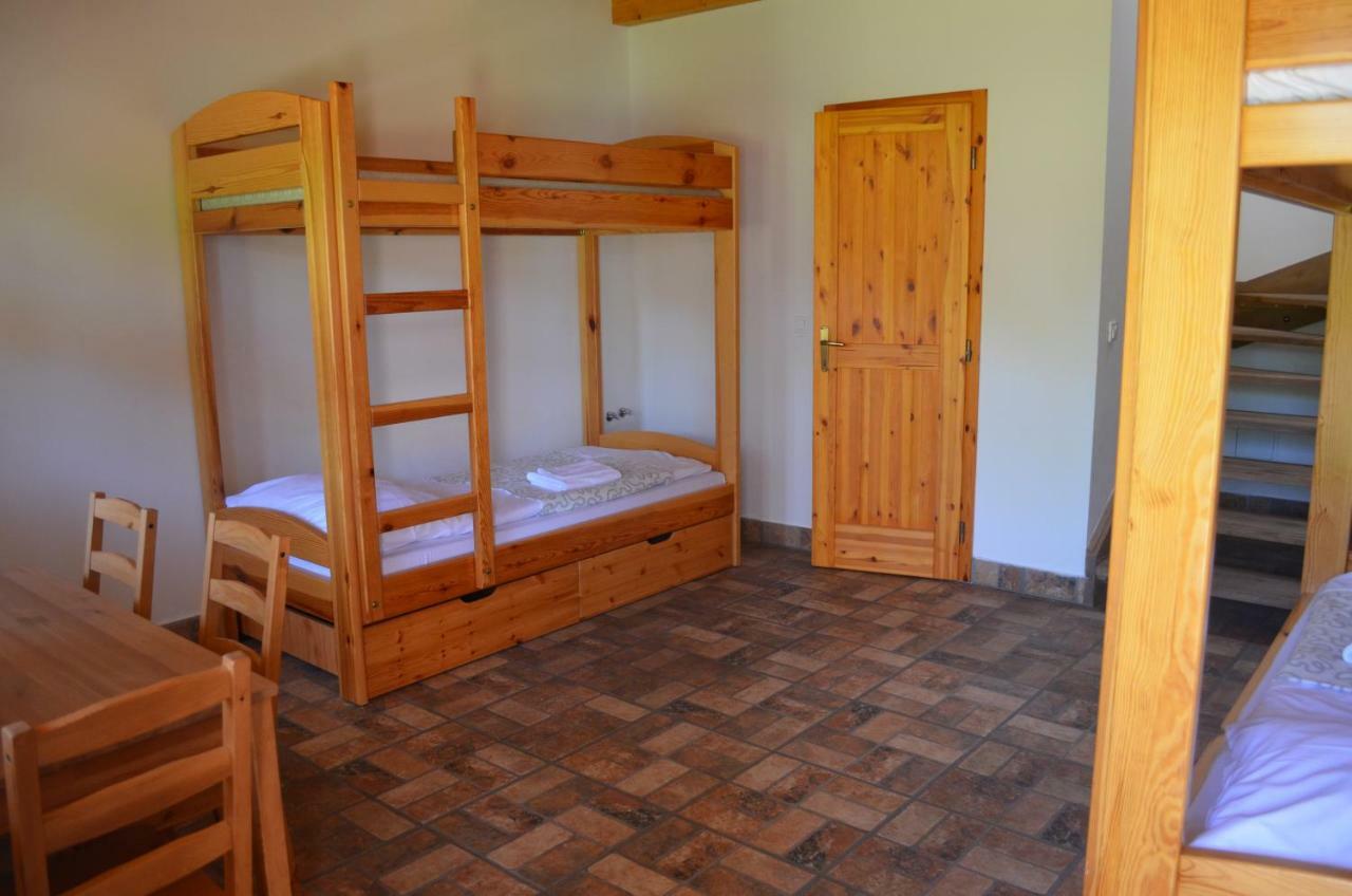 Rétespajta és Apartmanház Neszmély Kültér fotó